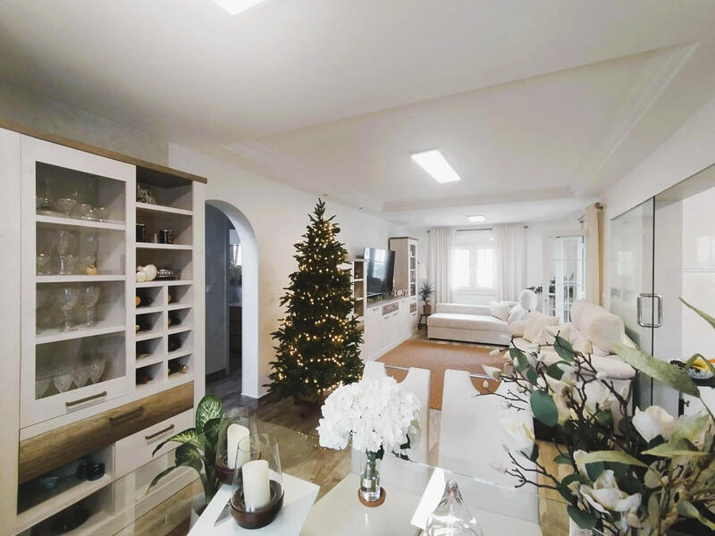 4 Cuarto Villa en venta