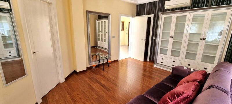 7 soverom Villa til salgs 7 soverom Villa til salgs