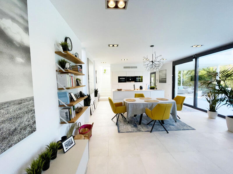 2 Cuarto Villa en venta