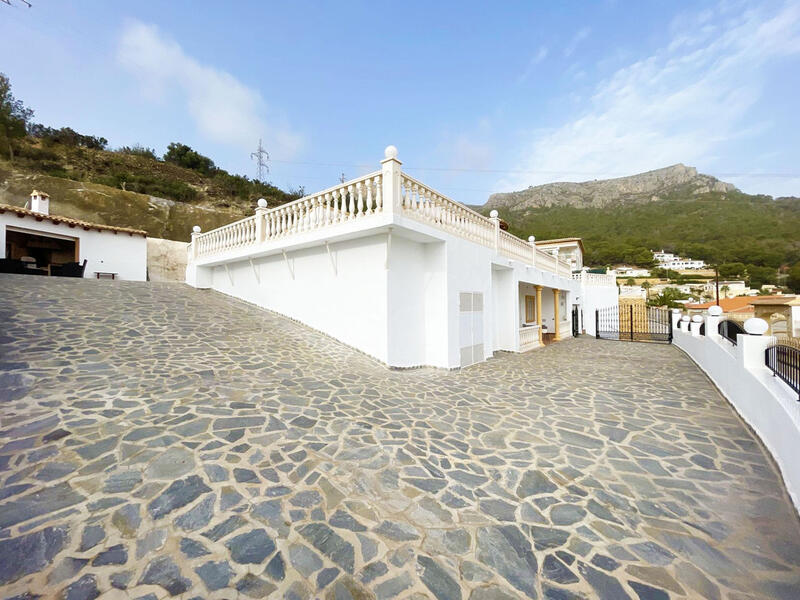 4 slaapkamer Villa Te koop