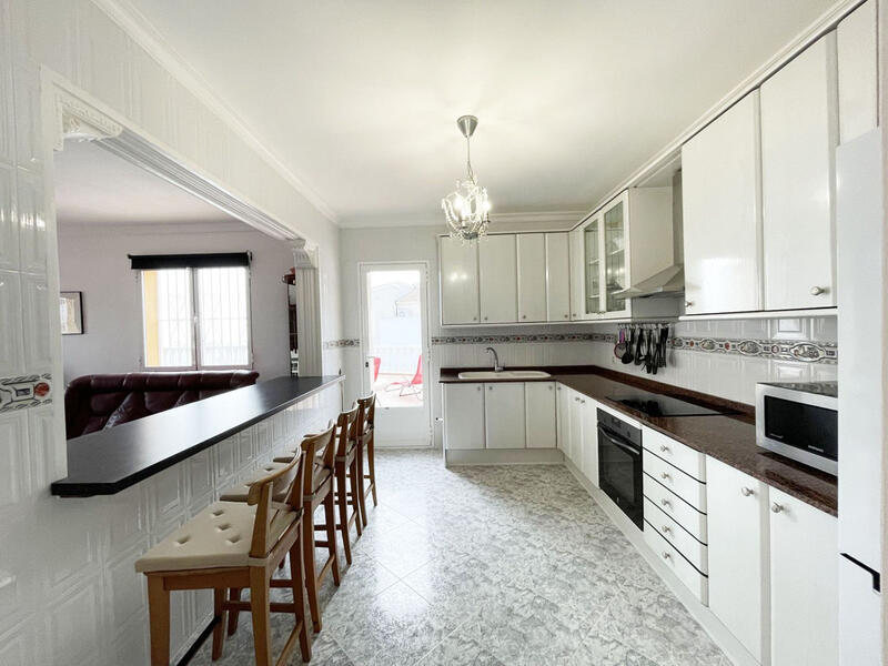 4 slaapkamer Villa Te koop