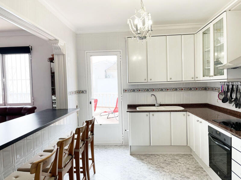 4 slaapkamer Villa Te koop