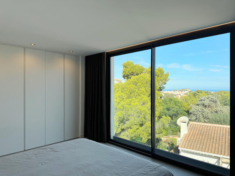 4 Schlafzimmer Villa zu verkaufen 4 Schlafzimmer Villa zu verkaufen