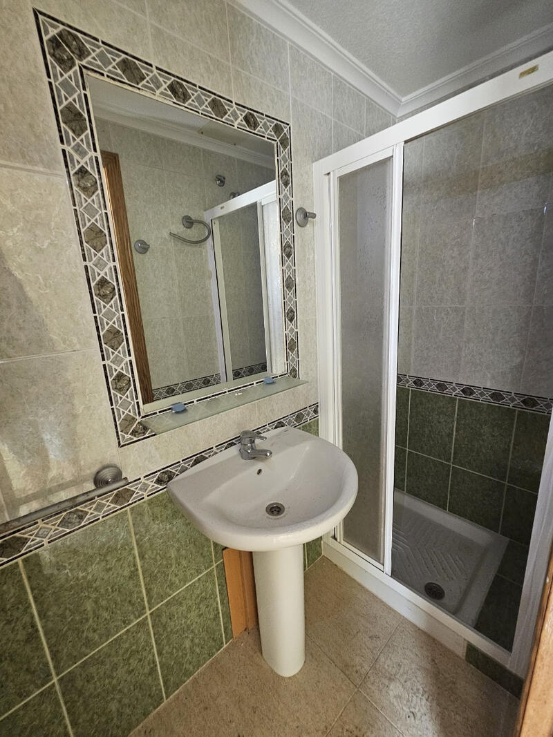 3 bedroom Apartment for sale 3 bedroom Apartment for sale