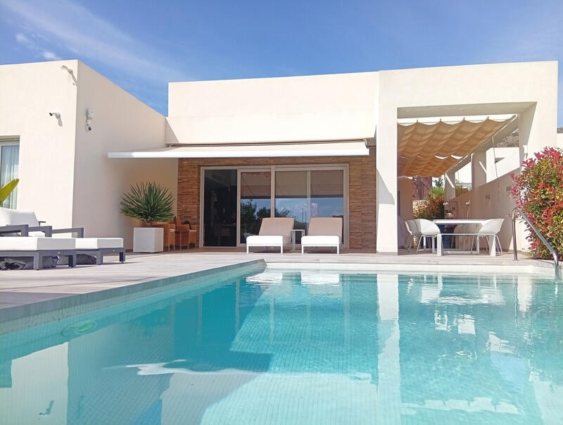 Villa till salu i Algorfa, Alicante