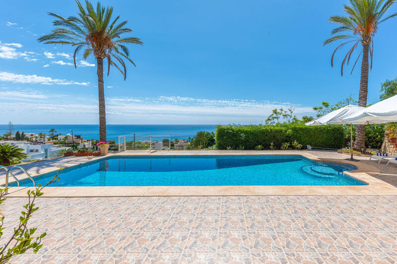 5 bedroom Villa for sale