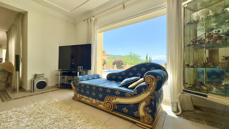 4 bedroom Villa for sale