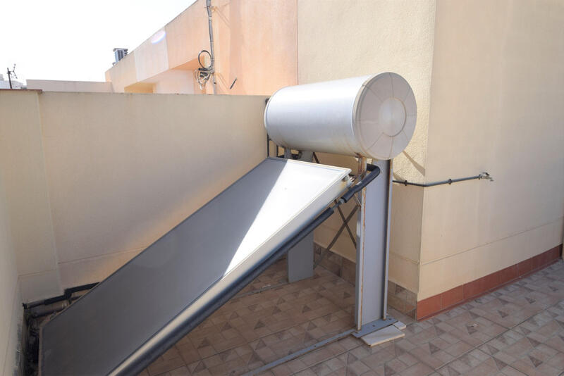 3 bedroom Apartment for sale