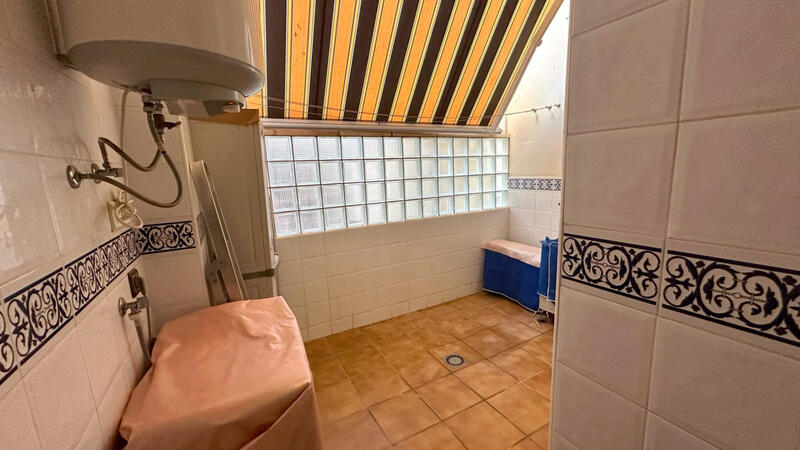 3 slaapkamer Appartement Te koop 3 slaapkamer Appartement Te koop