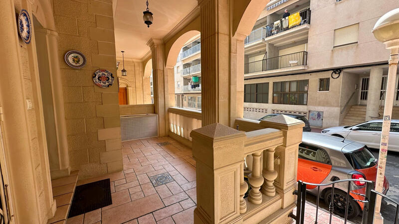 3 slaapkamer Appartement Te koop 3 slaapkamer Appartement Te koop