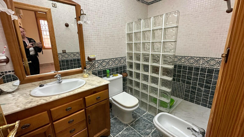 3 slaapkamer Appartement Te koop 3 slaapkamer Appartement Te koop