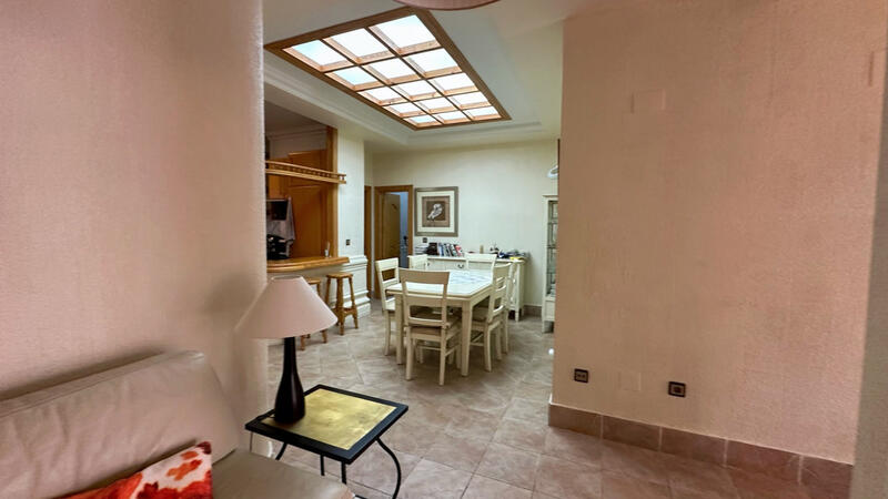 3 slaapkamer Appartement Te koop 3 slaapkamer Appartement Te koop