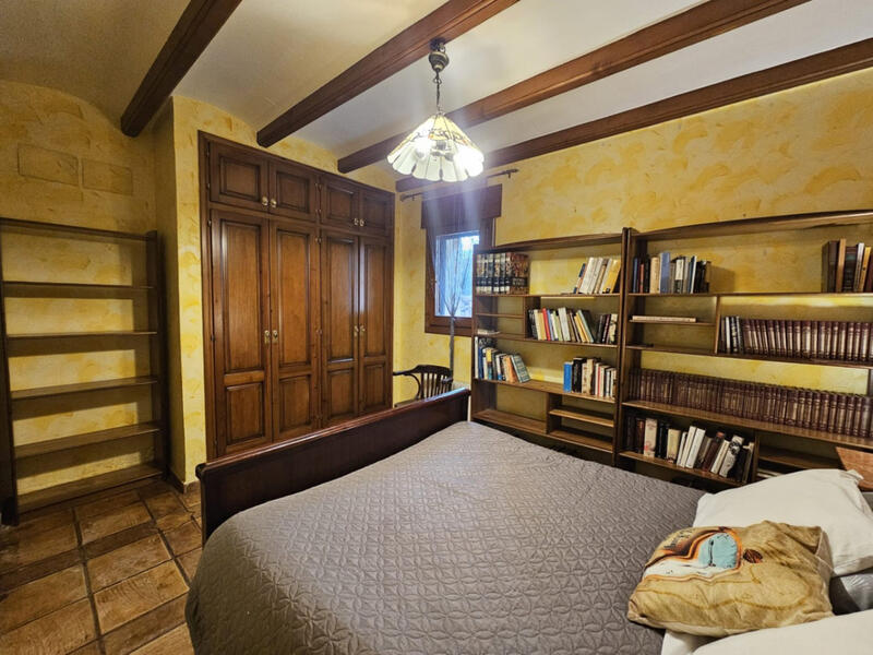 4 bedroom Country House for sale