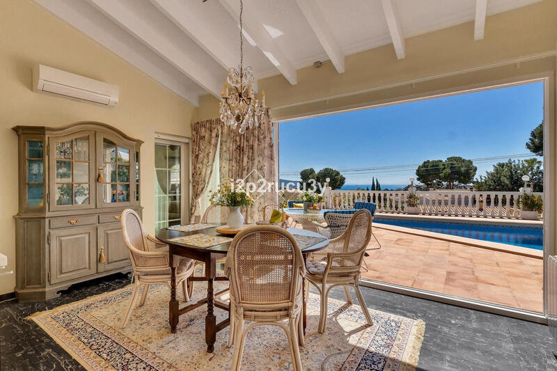 4 chambre Villa à vendre