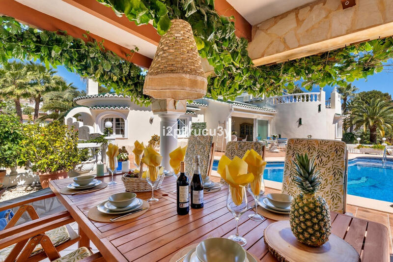 4 chambre Villa à vendre