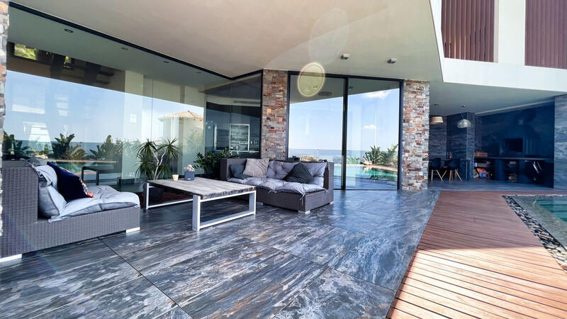 4 bedroom Villa for sale