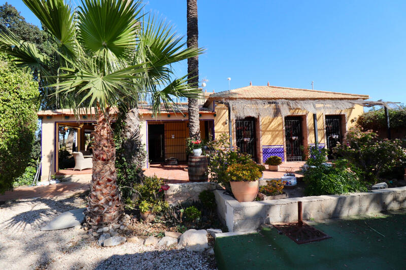 6 chambre Villa à vendre