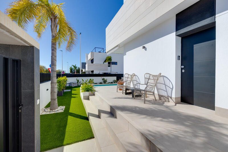 3 Cuarto Villa en venta