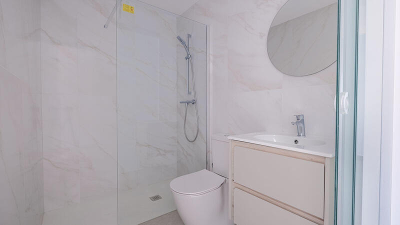 2 slaapkamer Appartement Te koop