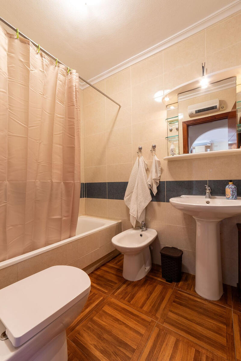 2 slaapkamer Appartement Te koop