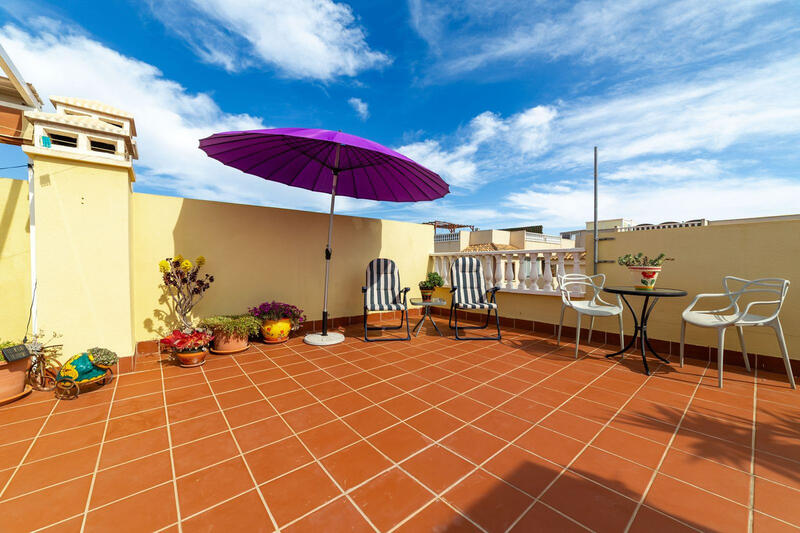 2 slaapkamer Appartement Te koop