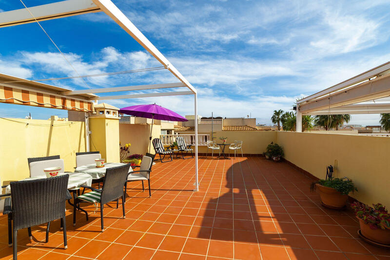 2 slaapkamer Appartement Te koop