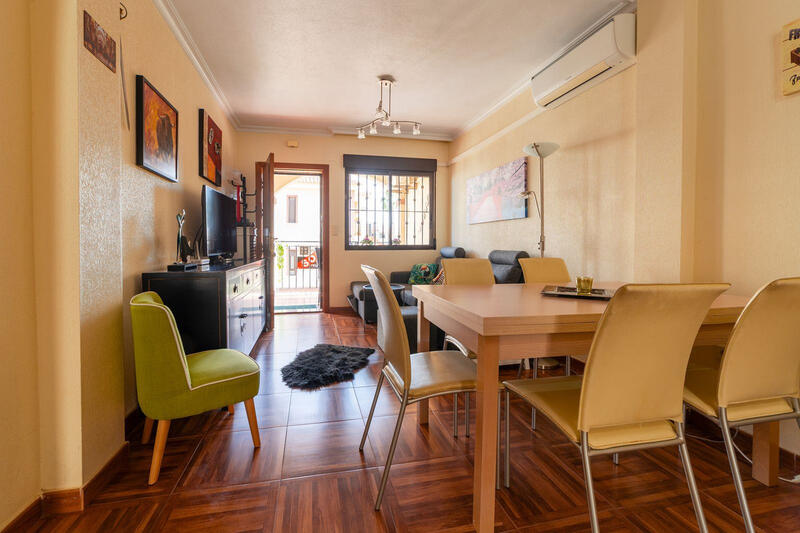 2 slaapkamer Appartement Te koop