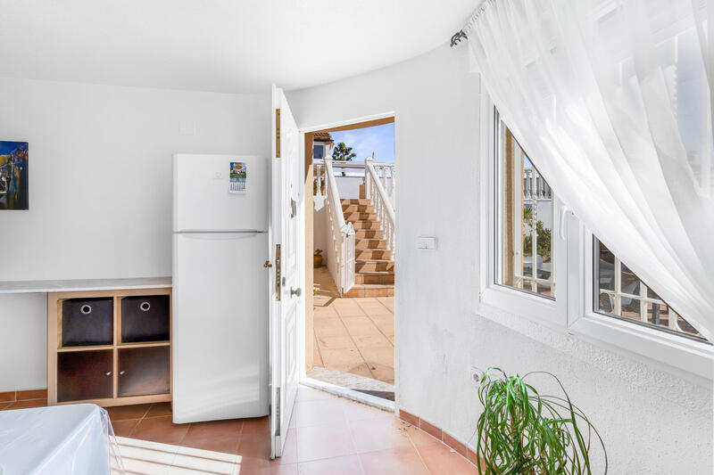 8 bedroom Villa for sale