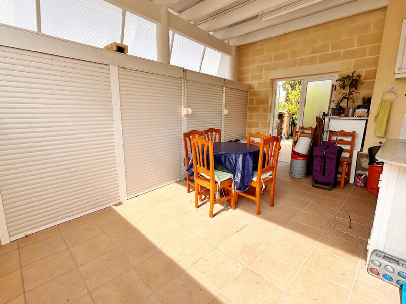 3 Schlafzimmer Villa zu verkaufen 3 Schlafzimmer Villa zu verkaufen