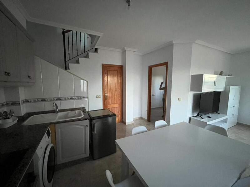 3 Cuarto Adosado en venta