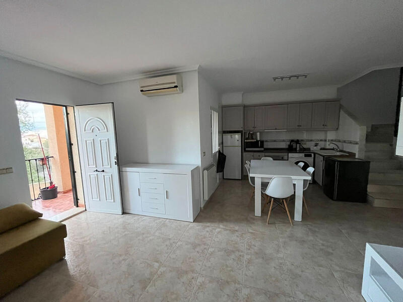 3 Cuarto Adosado en venta