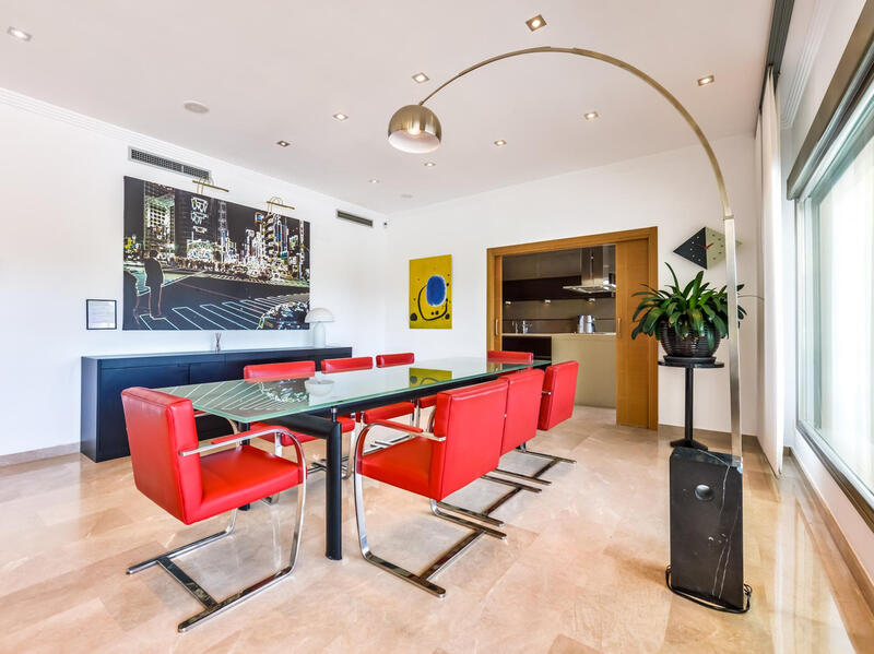 5 спальная комната вилла продается 5 спальная комната вилла продается