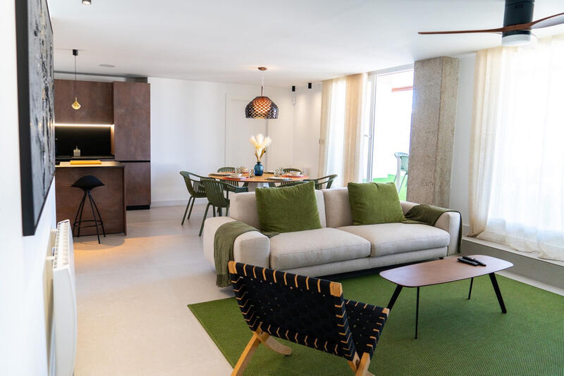 3 bedroom Apartment for sale