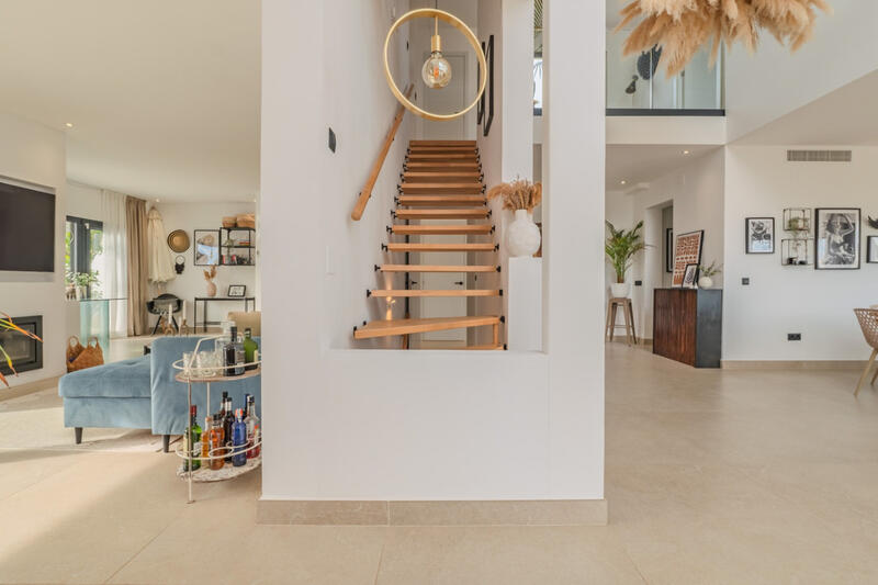 7 sovrum Villa till salu