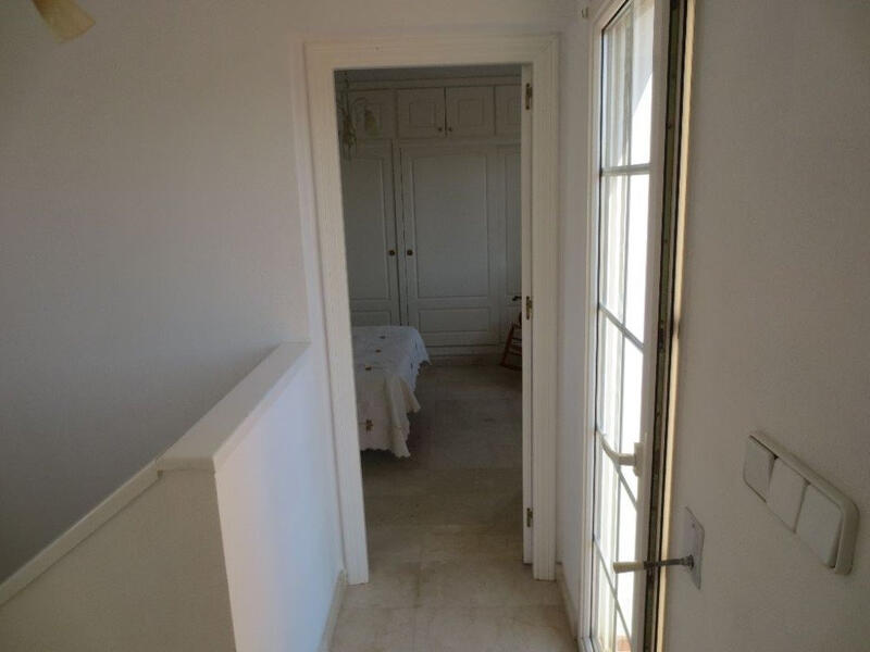 6 chambre Villa à vendre 6 chambre Villa à vendre