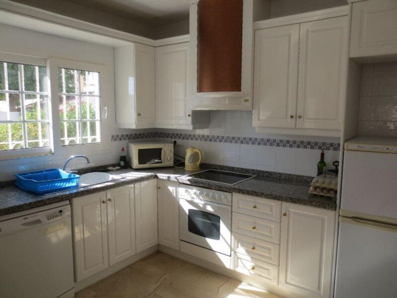 6 chambre Villa à vendre 6 chambre Villa à vendre