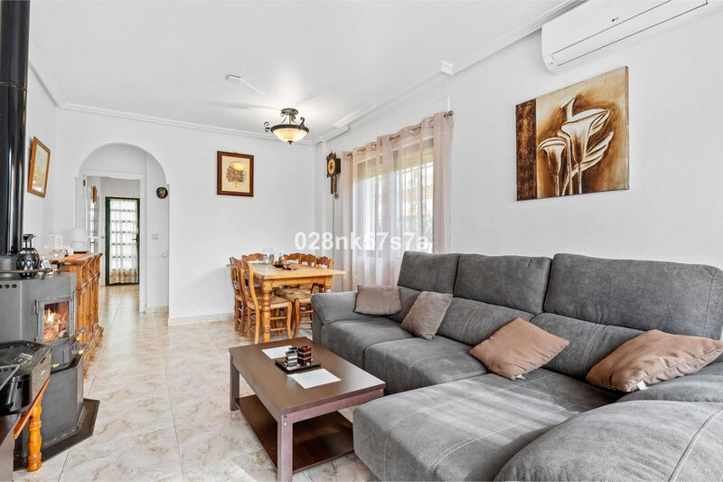 3 bedroom Townhouse for sale