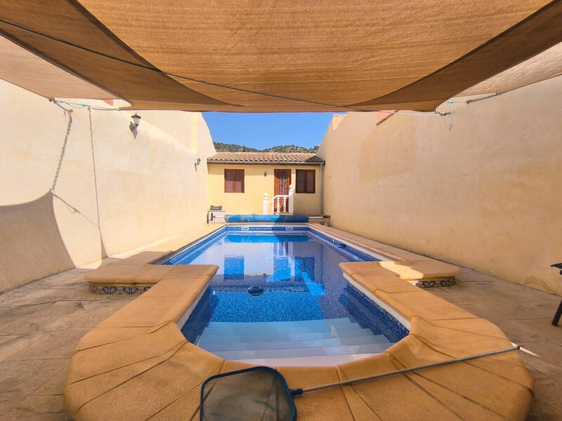 4 bedroom Villa for sale