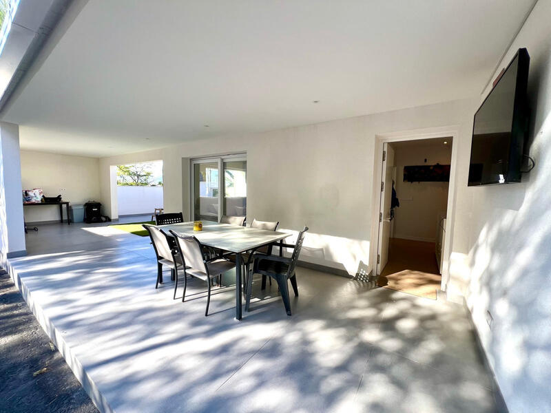 4 Schlafzimmer Villa zu verkaufen