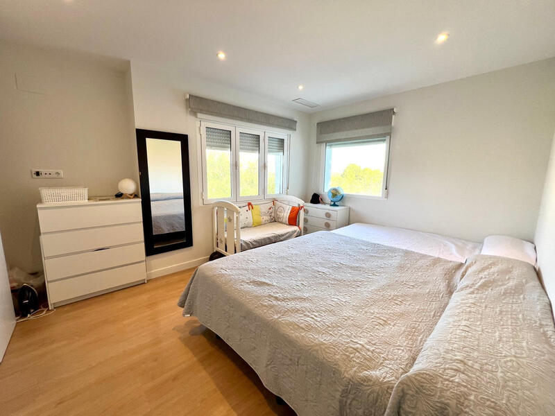 4 Schlafzimmer Villa zu verkaufen