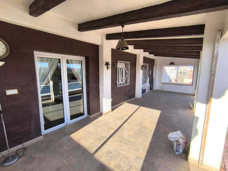 4 bedroom Villa for sale