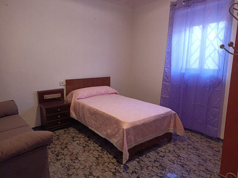 2 bedroom Townhouse for sale