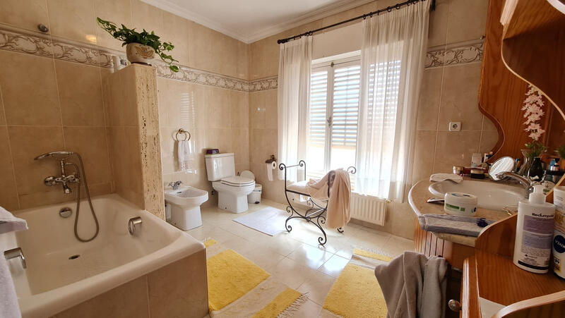 8 chambre Auberge à vendre