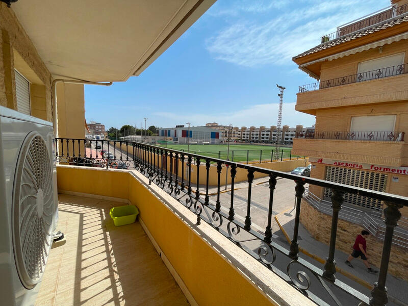 5 bedroom Townhouse for sale