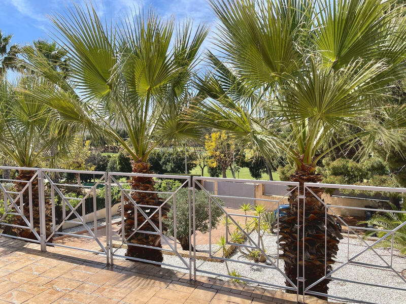 6 Schlafzimmer Villa zu verkaufen 6 Schlafzimmer Villa zu verkaufen