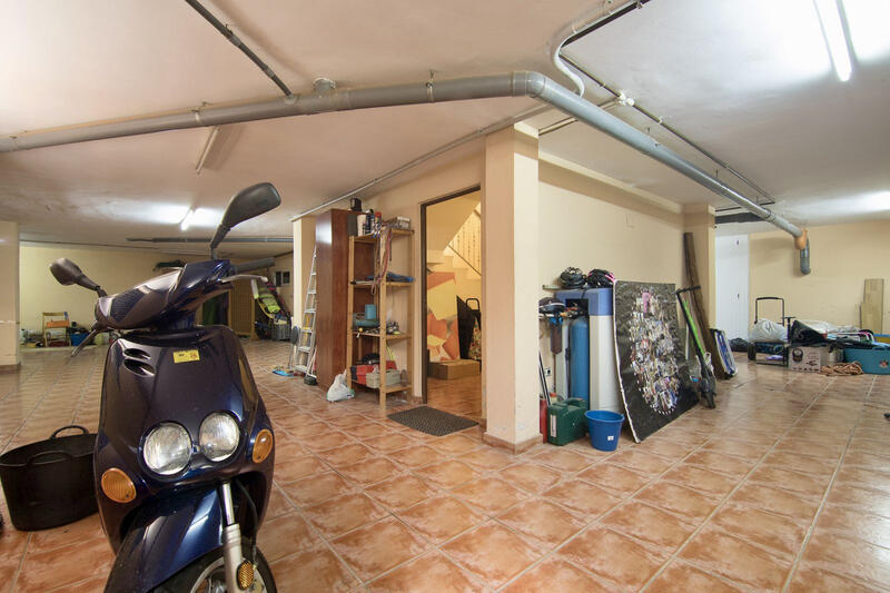 5 bedroom Villa for sale