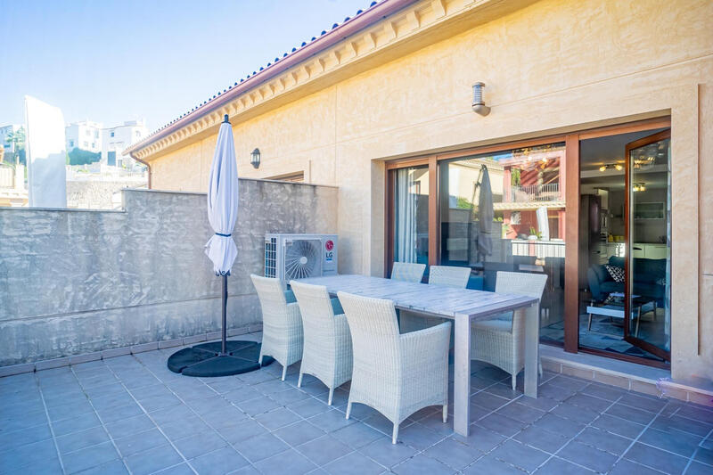 3 bedroom Apartment for sale