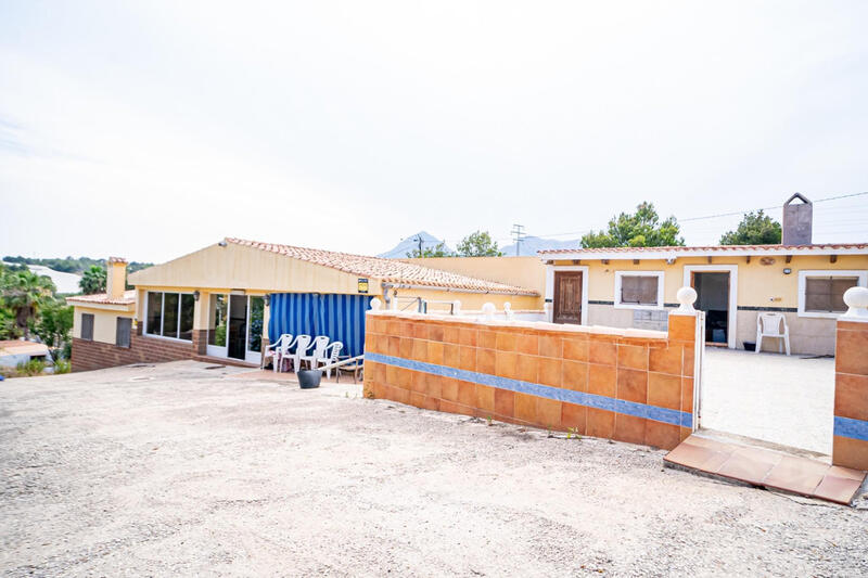 Landhaus zu verkaufen in La Nucia, Alicante