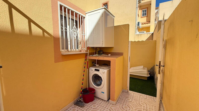 2 Schlafzimmer Stadthaus zu verkaufen