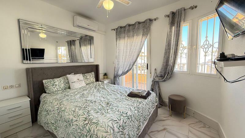 2 Schlafzimmer Stadthaus zu verkaufen